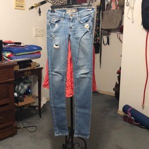 Hollister skinny jeans!!